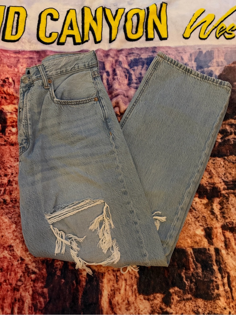 Aeropostale Light Blue Distressed Women’s Jeans - Size 14